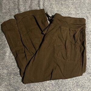 (6/$10) Woman’s Capri Pants